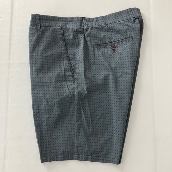 Dustin Men's Dress Shorts Size 38 Waist, Slate Colored with Small Navy Pattern - Picture 16 of 17